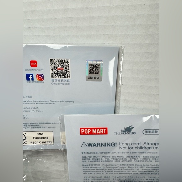 POP MART LABUBU THE MONSTERS Classic Series Plush Flower Bag Blue Brand New - Picture 8 of 16